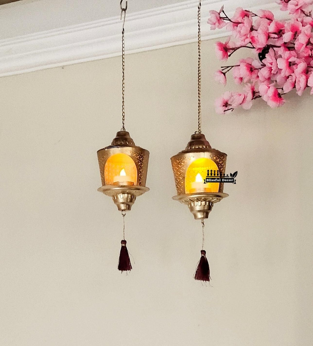 Hanging Round with Jhoomer 2 Pcs Set